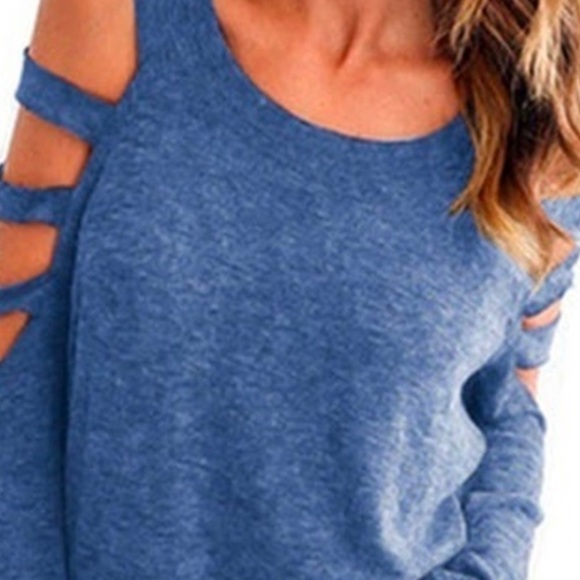 Cutout sleeve top - Picture 1 of 2